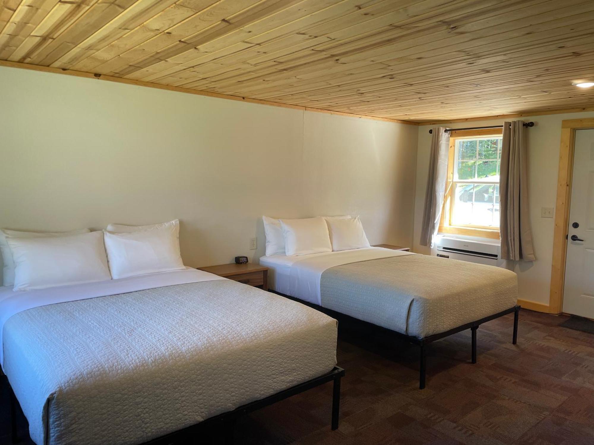 Hanging Horn Lakeside Resort Moose Lake Ngoại thất bức ảnh