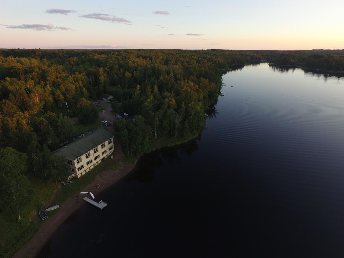 Hanging Horn Lakeside Resort Moose Lake Ngoại thất bức ảnh